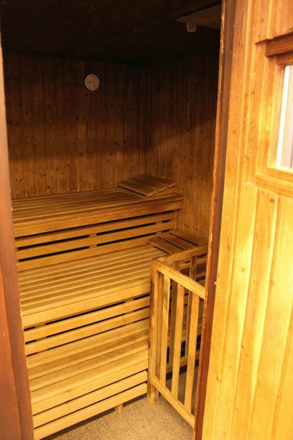Ferienwohnung "Hagebutze" Mit Sauna Und Schwimmbad Бад Лаутерберг Екстериор снимка