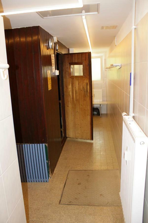 Ferienwohnung "Hagebutze" Mit Sauna Und Schwimmbad Бад Лаутерберг Екстериор снимка